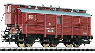 LILIPUT 235430 — Вагон для перевозки лошадей с кабиной управления, H0, I, KPEV