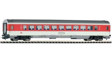 PIKO 57610 — Пассажирский вагон «IC» 1 кл. Avmz 111.2, H0, V, DB AG