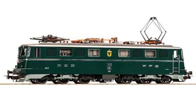 PIKO 97219 — Электровоз Ae 6/6 Uri (интерфейс PluX22), H0, VI, SBB