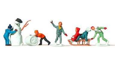 MERTEN 0212230 — Дети со снеговиком и санками (набор фигурок), 1:87