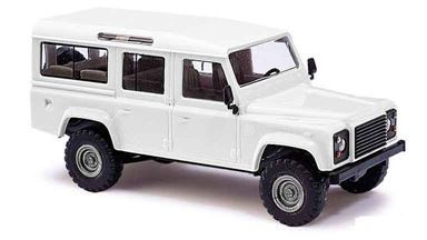 BUSCH 60209 — Внедорожник Land Rover® Defender™ (белый для сборки), 1:87